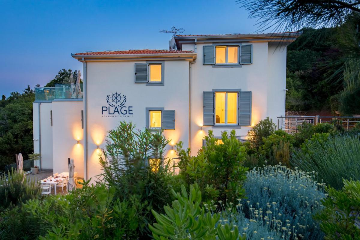 Plage Lovran Residence - Housity