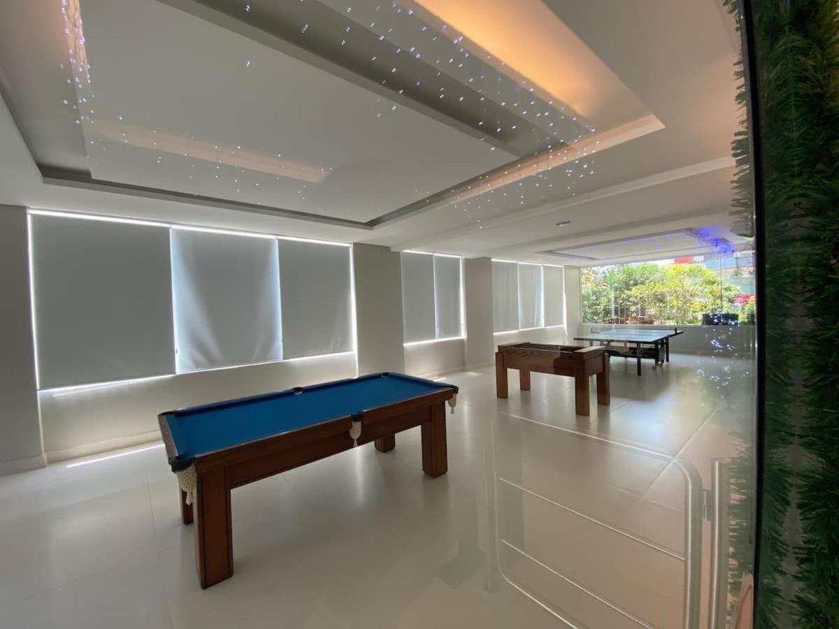 Flat Palladium com piscina - Housity