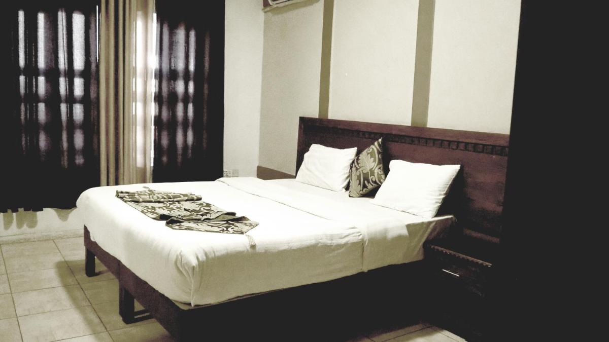 Al Fawanes Hotel Apartments - Housity