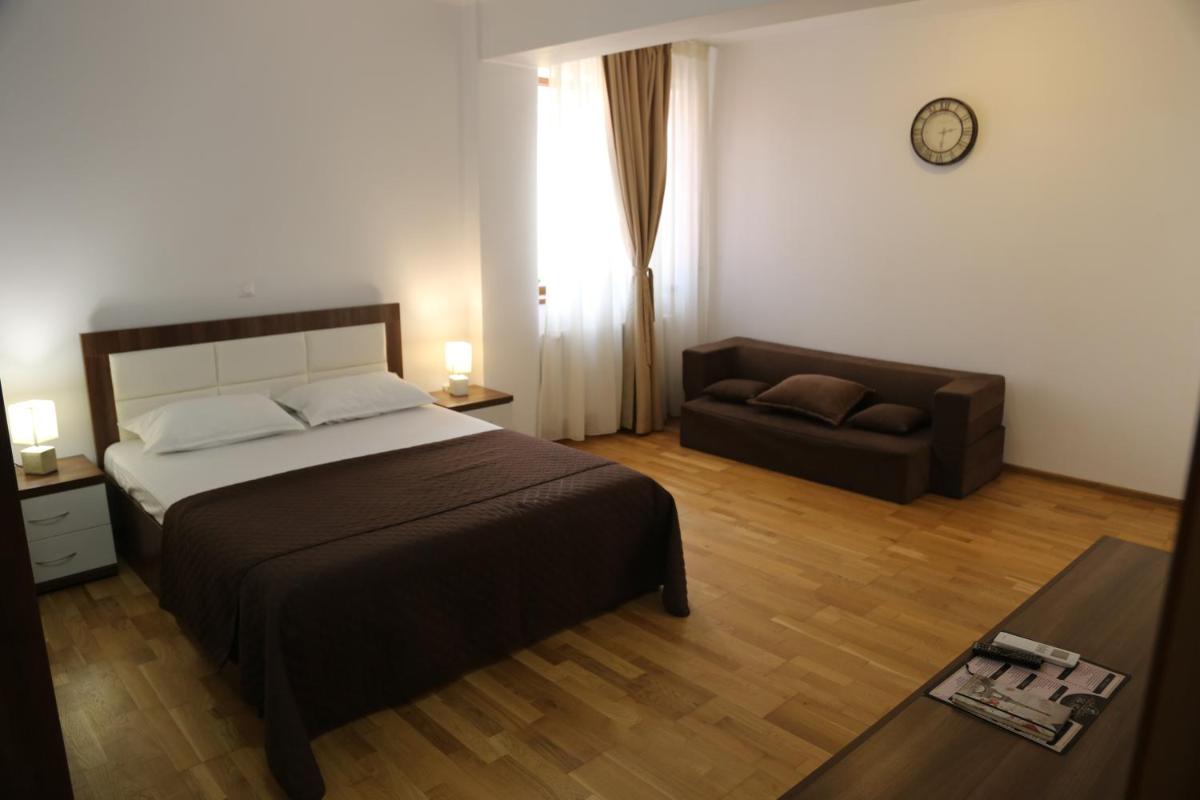 AnaMaria Apartments Mamaia Nord - Housity
