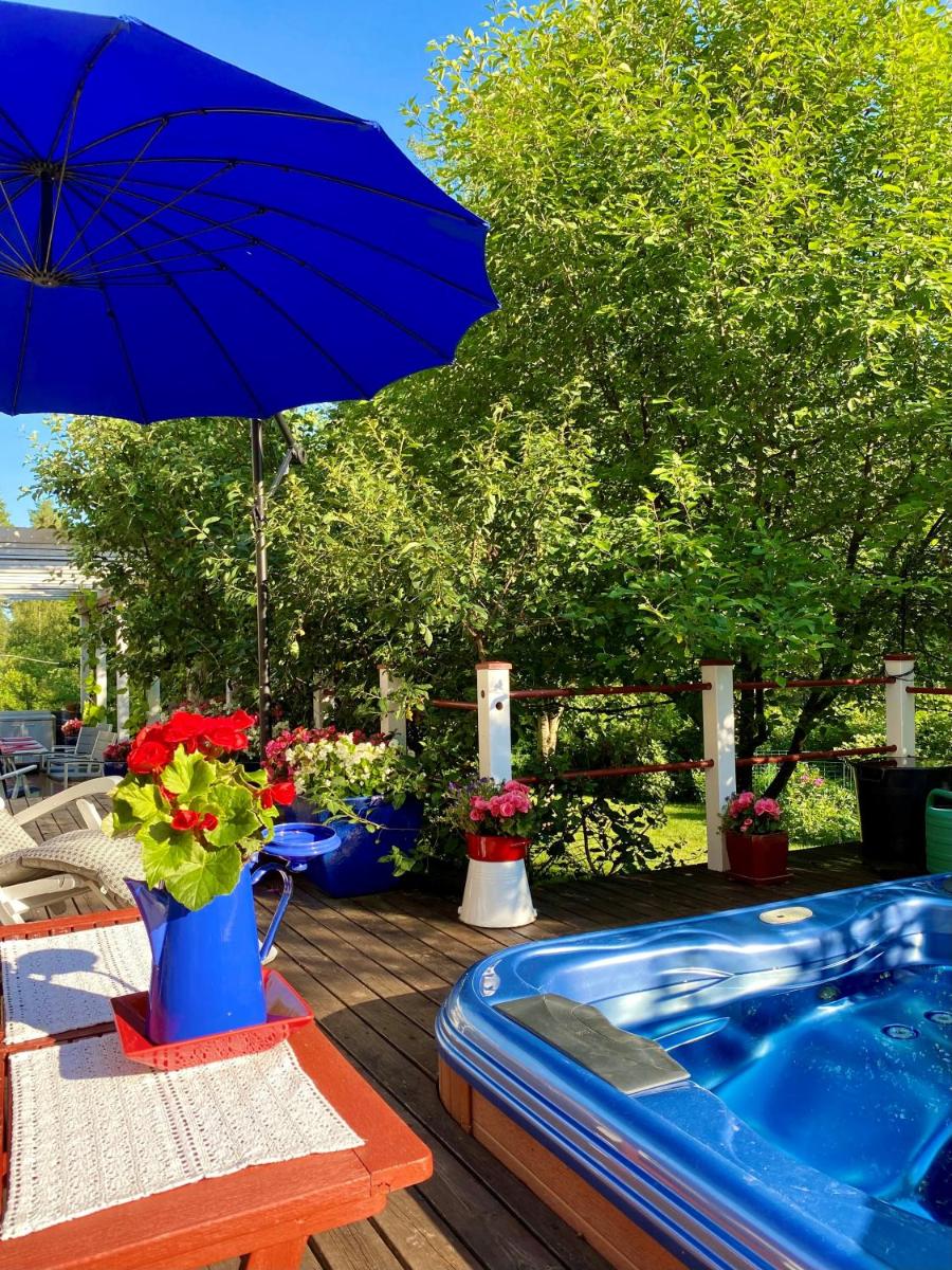 Apartment With Sauna and Jacuzzi - Housity