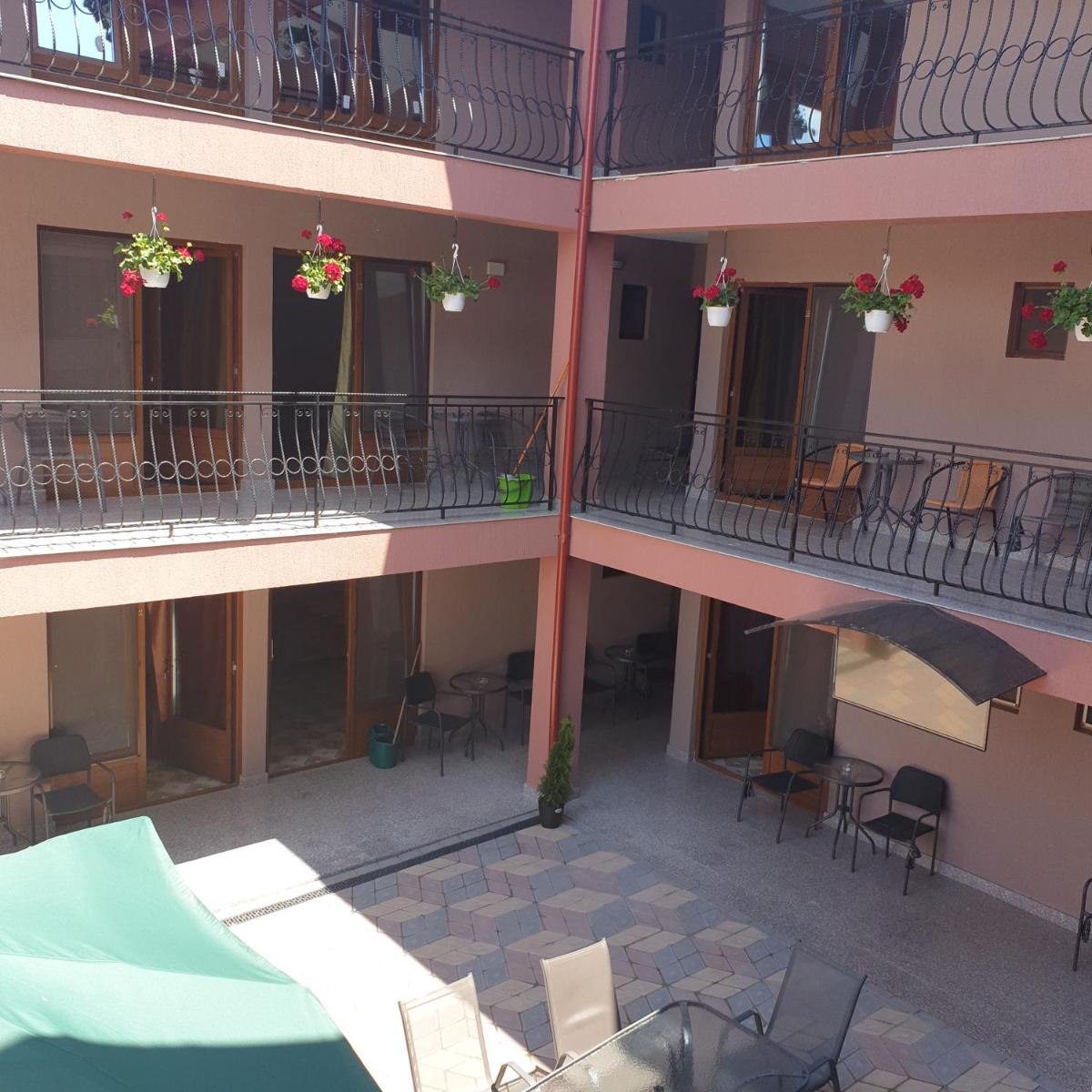 House of Sun - Housity