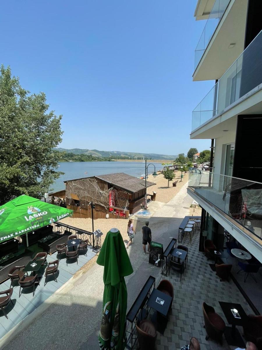 Lake View Tašić - Housity