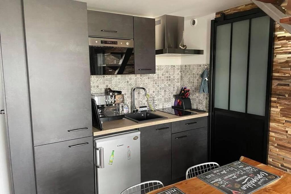 Suitetrails - Superbe appartement rénové avec accès direct plage