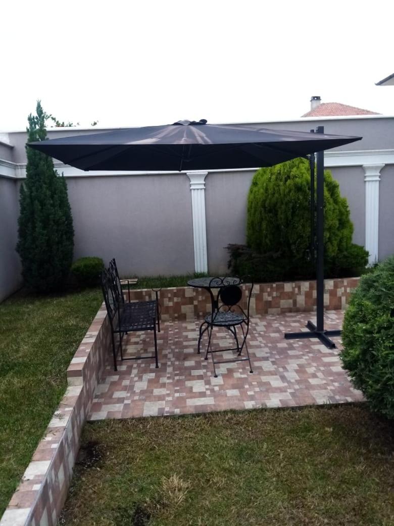Suitetrails - Roel Residence