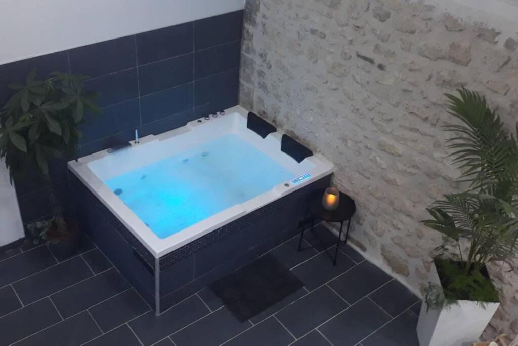 Maison privative, cocooning, zen , avec jacuzzi - Housity