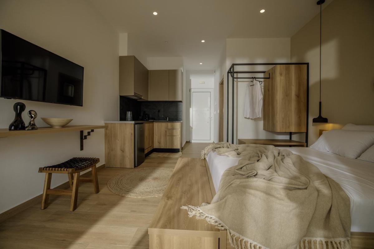 Casa Costa Suites - Housity