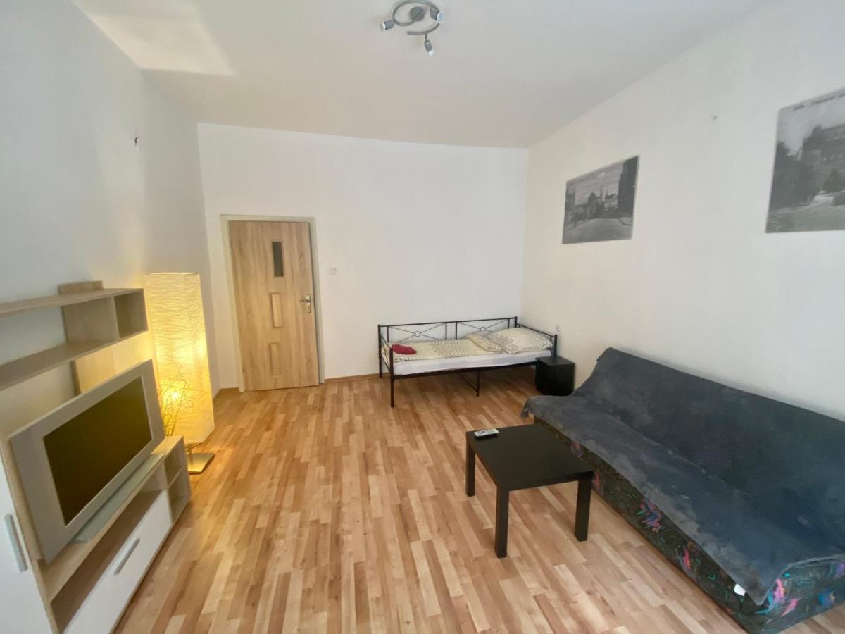 Suitetrails - Apartment Insat