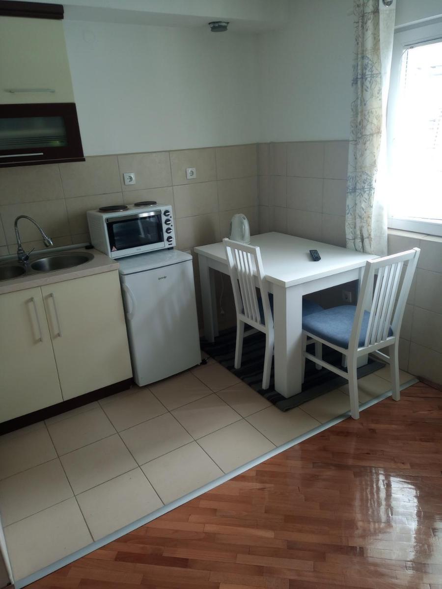 Suitetrails - Apartman Lazar