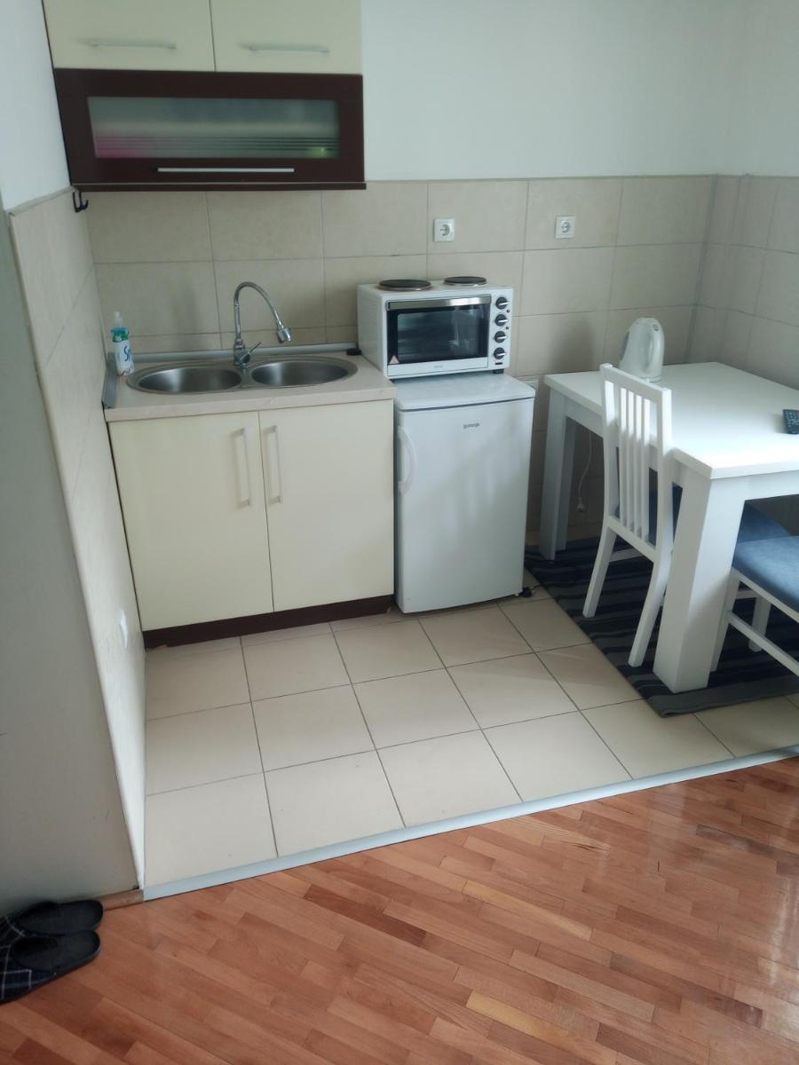 Suitetrails - Apartman Lazar
