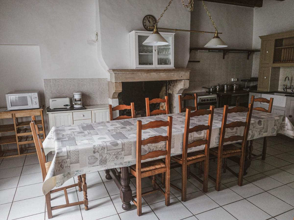 LA LAUJÈRE IVIE - Gîte & Piscine privative - Housity