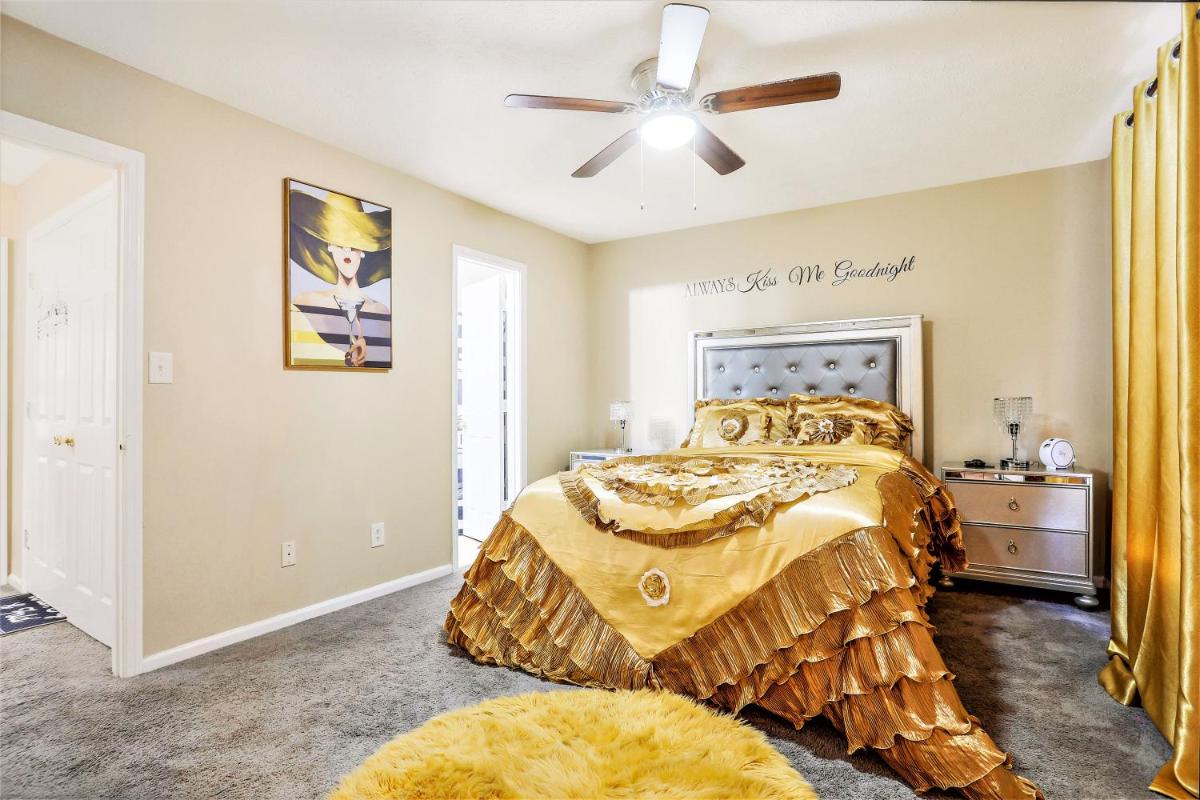 Sweet Home Georgia - Entire 2 Bedroom House - Housity