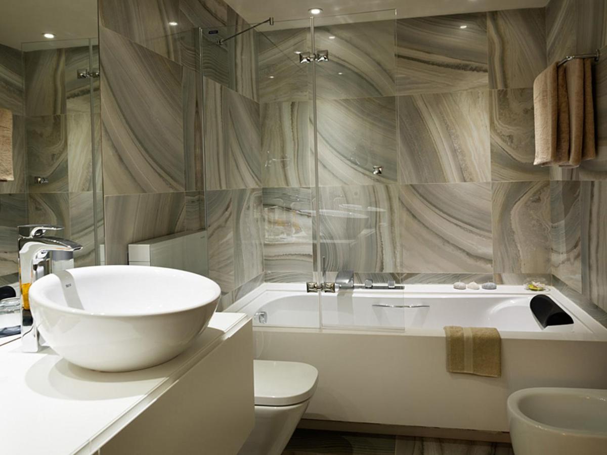 Un baño de Cosmopolita Hotel Boutique & Spa