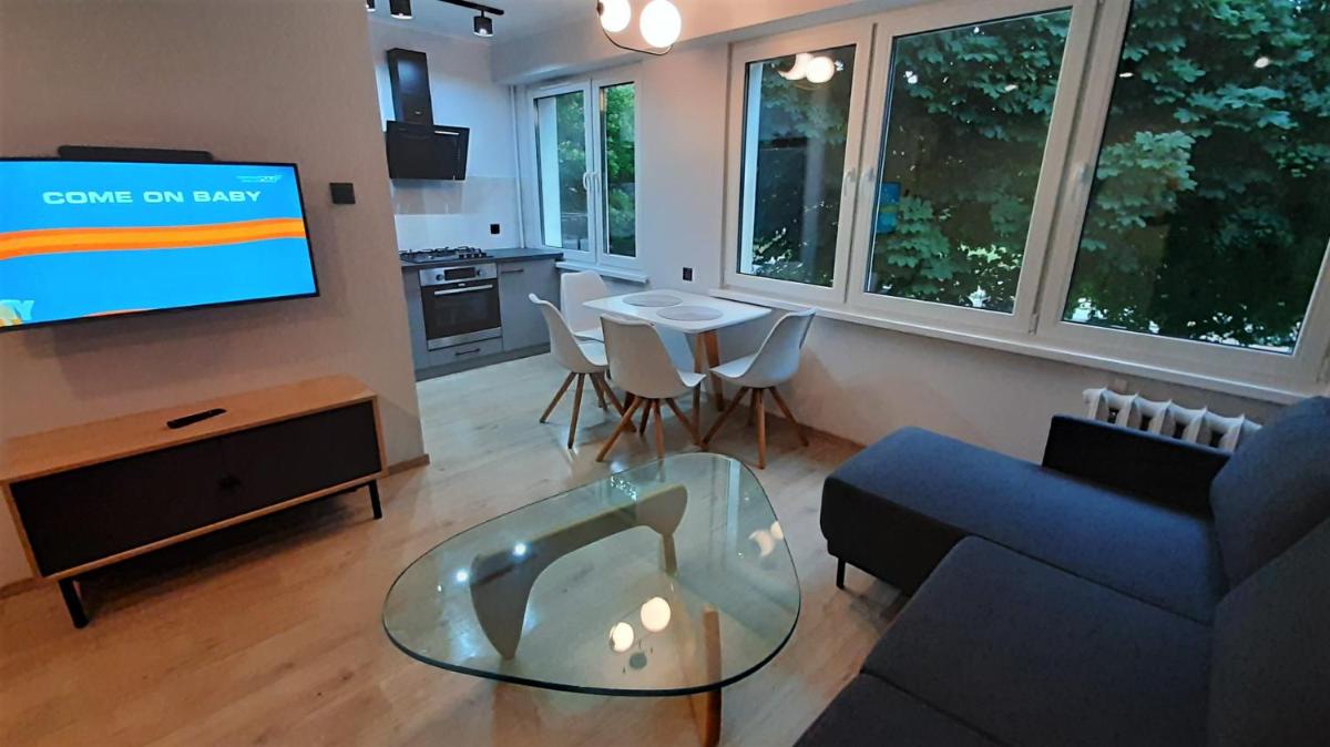 Cosy and Bright Apartment in Gizycko - Housity