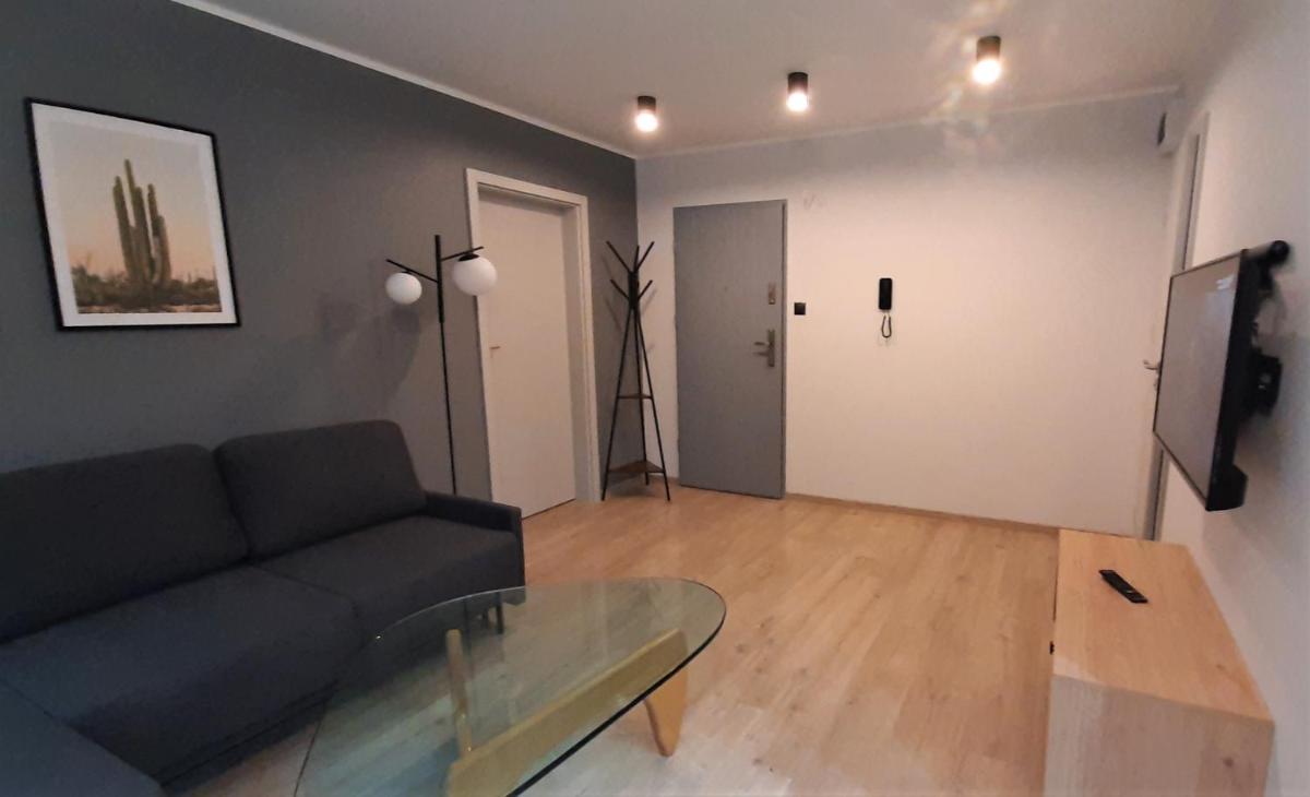Cosy and Bright Apartment in Gizycko - Housity