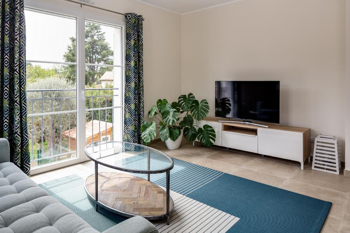 Luxurious and spacious apartment in the heart of the Côte d'Azur - Housity
