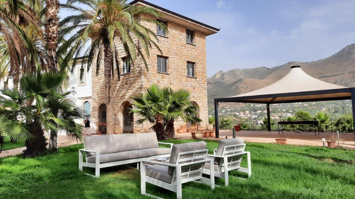 Al Balhara Resort & Spa - Housity