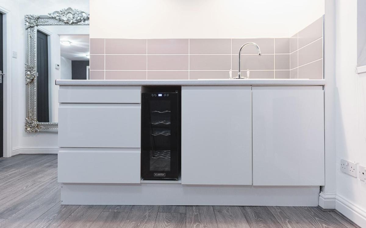 Mollet House - Housity