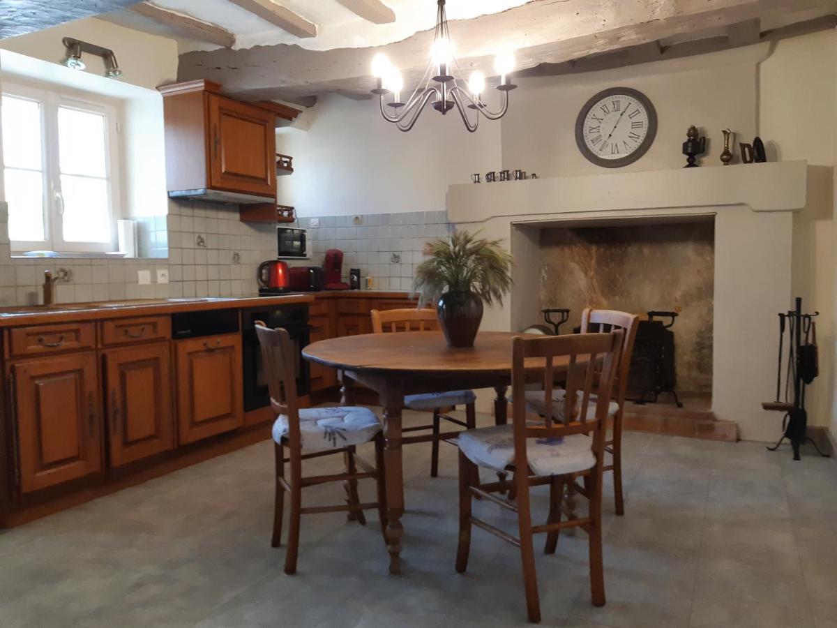 Charming cottage in Doue la Fontaine 49700 - Housity