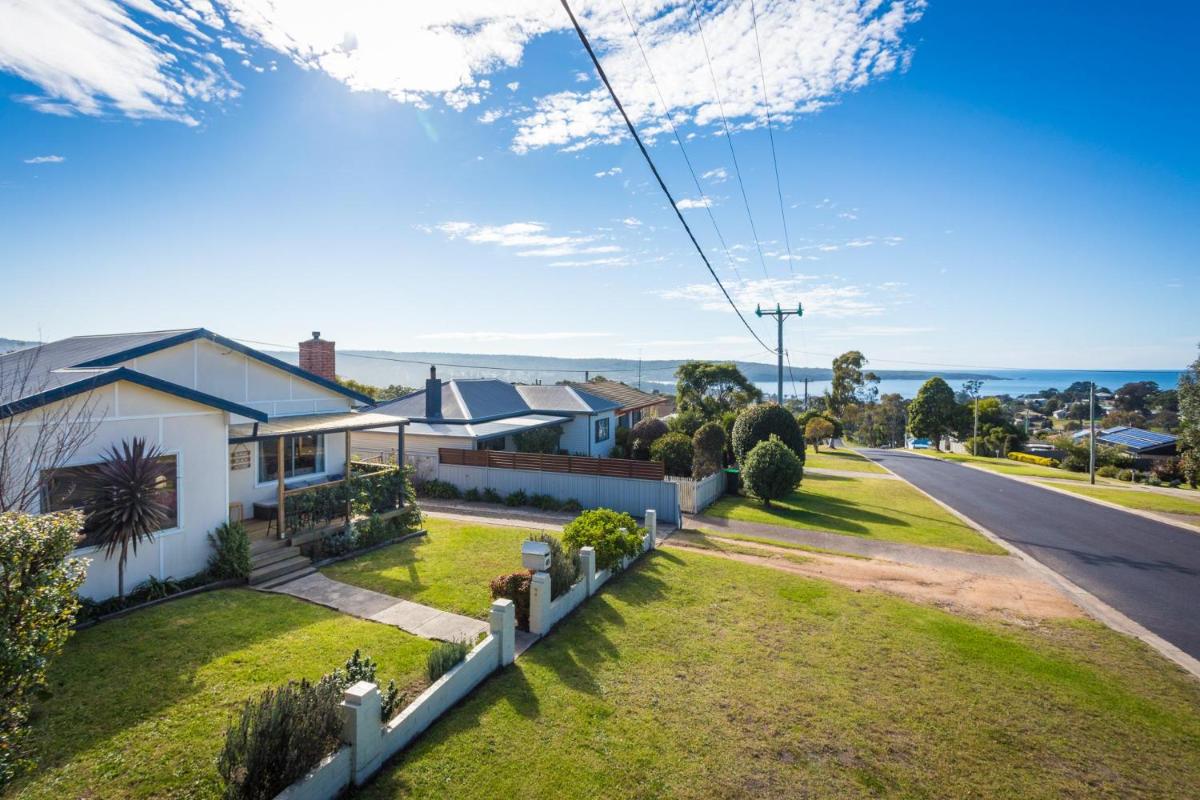 Bungo Beach house - Pet Friendly home - Housity