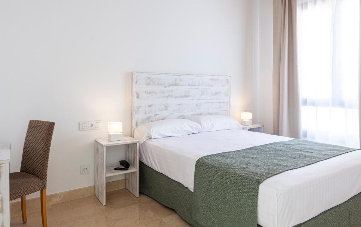 Ad Hoc Vitae Retreats & Health Only Adults - Housity