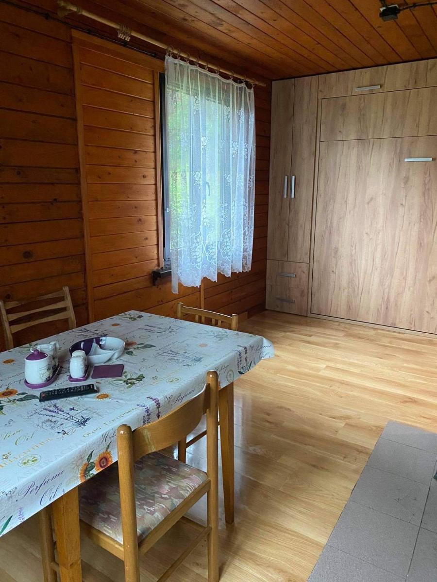 CHATA Bušek Horní Planá - Housity