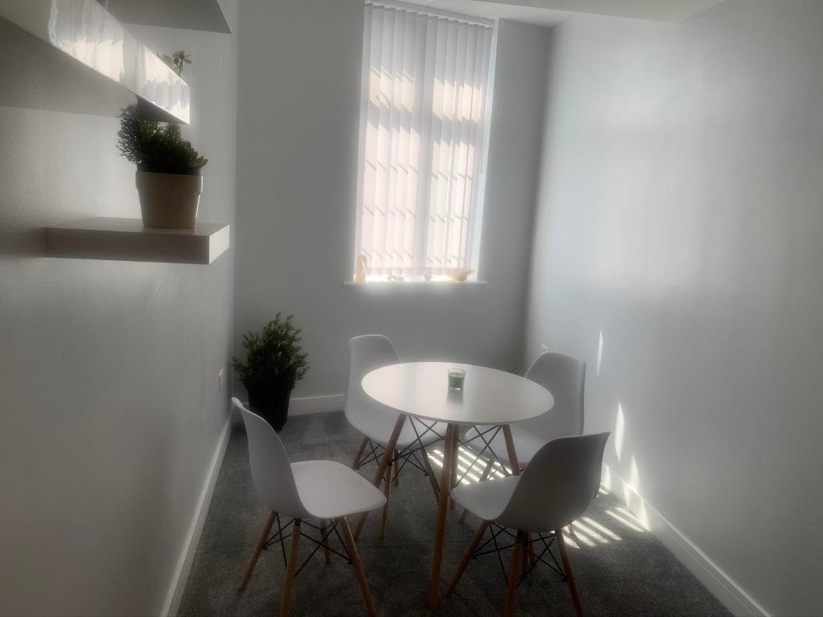 Remarkable 1-Bed  in Southampton - Housity