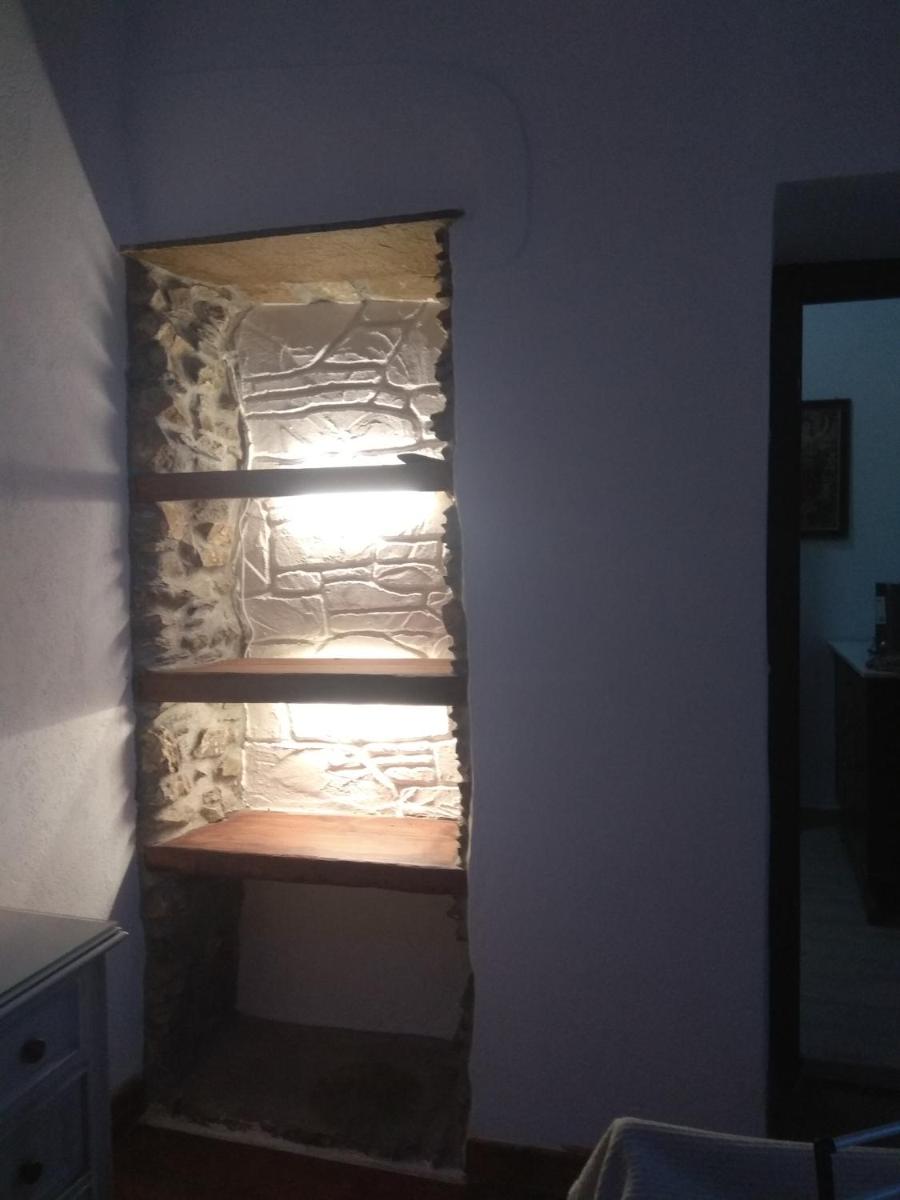 Traditional stone house - Housity