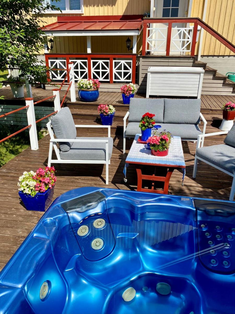 Apartment With Sauna and Jacuzzi - Housity