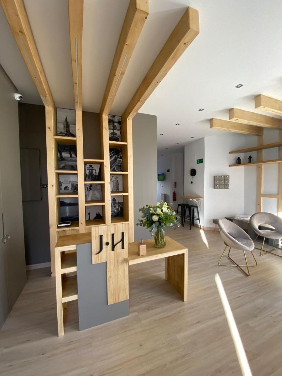 Jerez Hostel - Housity