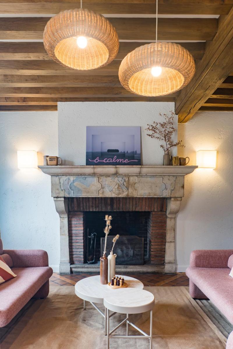 Coin salon dans l'établissement Hôtel-Spa Ô Rouge - Gevrey-Chambertin - Teritoria