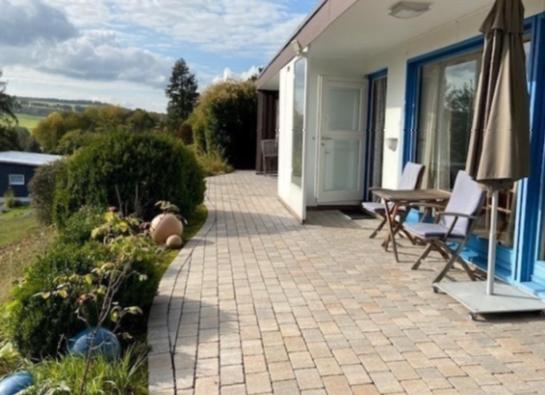Idyllisch Wohnen im Weserbergland - kompletter Bungalow auf eigenem Grundstück - Housity