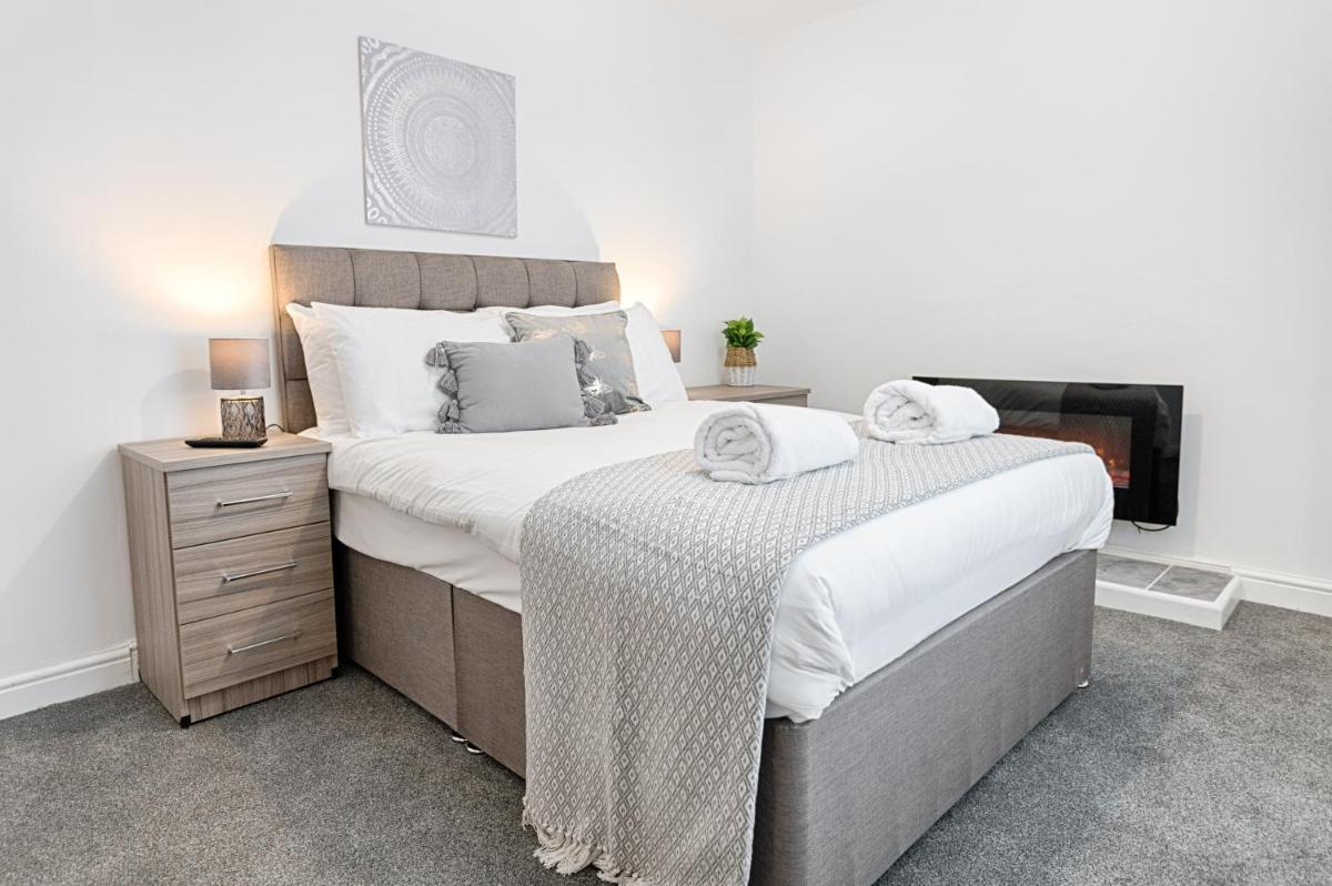 The Valley Home - TV in every room! - Housity