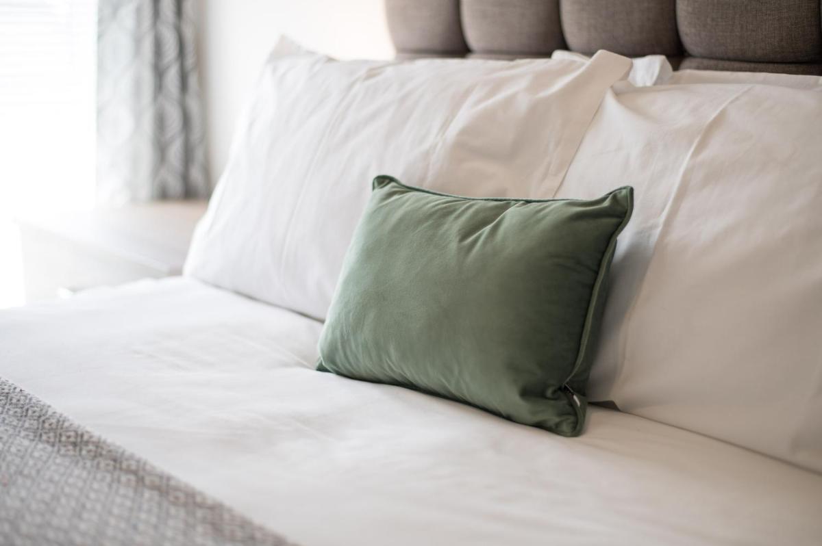 The Valley Home - TV in every room! - Housity
