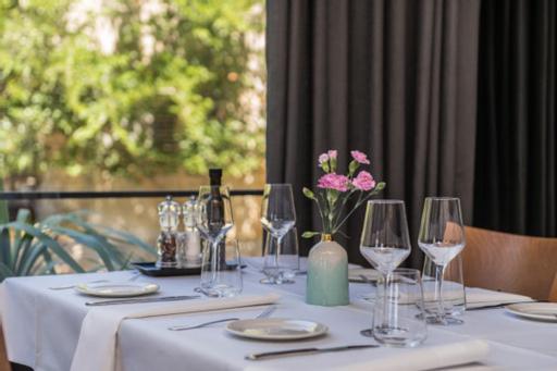 Rooms & Restaurant Matanovi Dvori - Housity