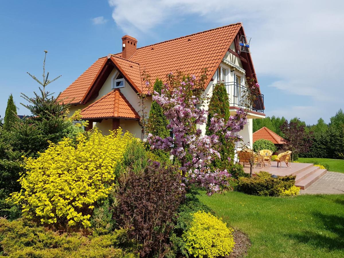Dom Wakacyjny Z Widokiem Na Jezioro w Borzechowie - Housity