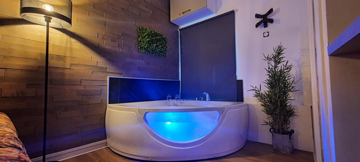 Wim' Chill, Studio Balneo 250M de la Mer, Centre ville - Housity