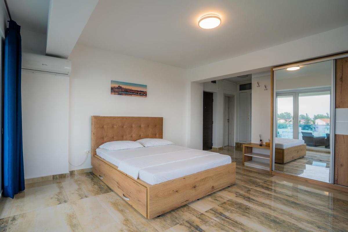 HOME for FOUR - Housity
