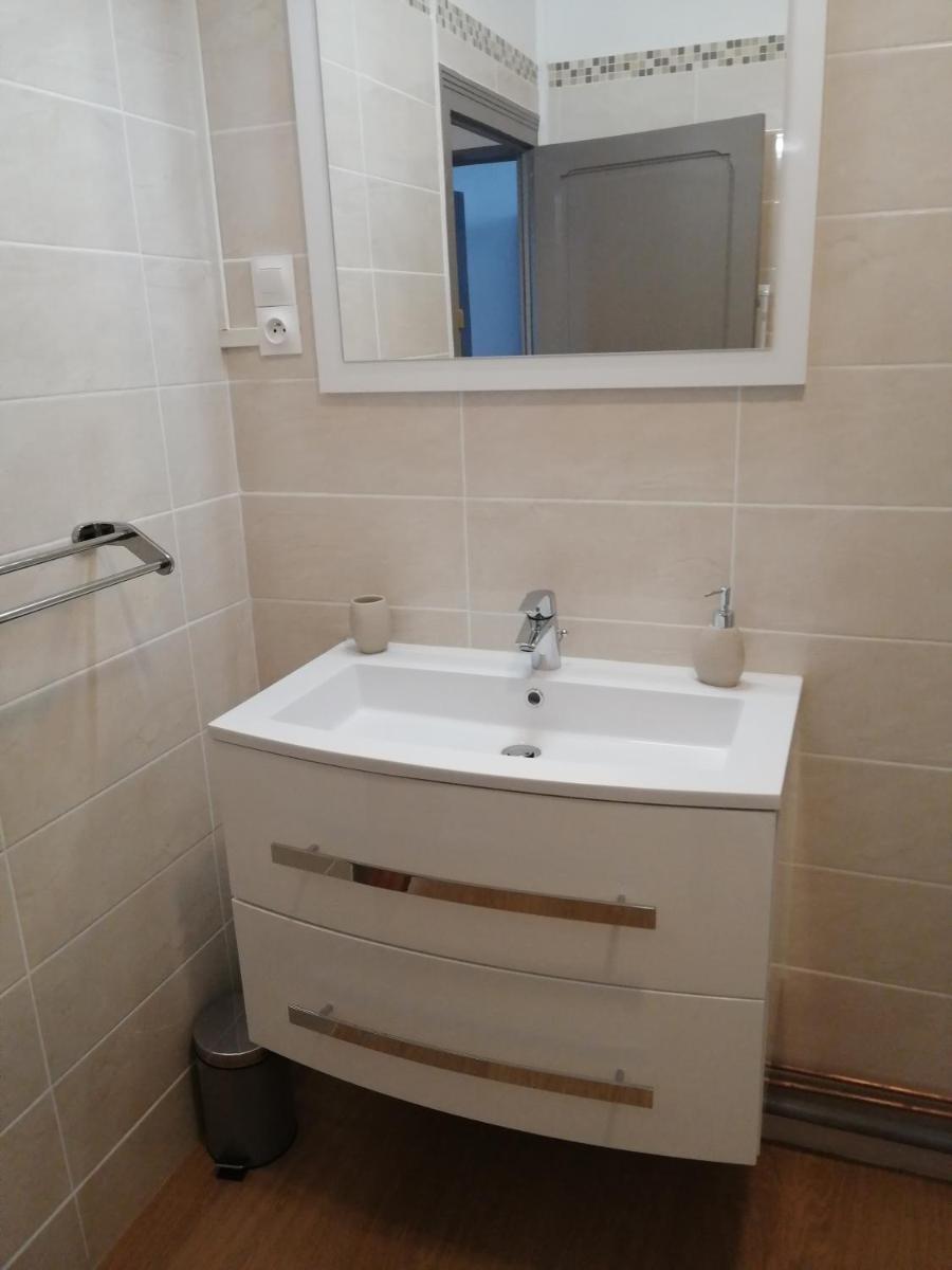 Agréable 2 pièces proche de la Loire - Housity