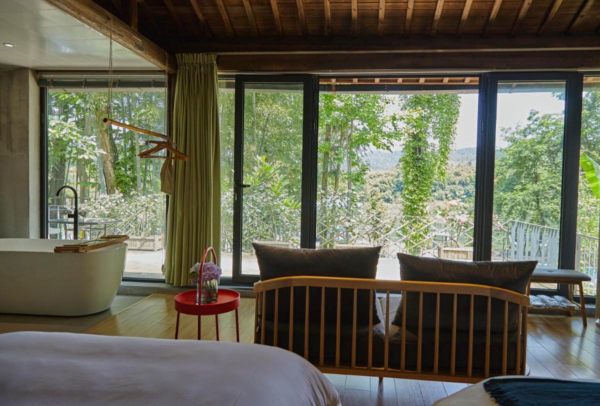 Wuyuan Yi Chuan Yi Su River View Sen Hotel - Housity