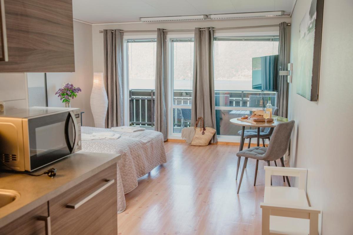 Åkrafjordtunet Åkrafjordvegen 1105 - Housity