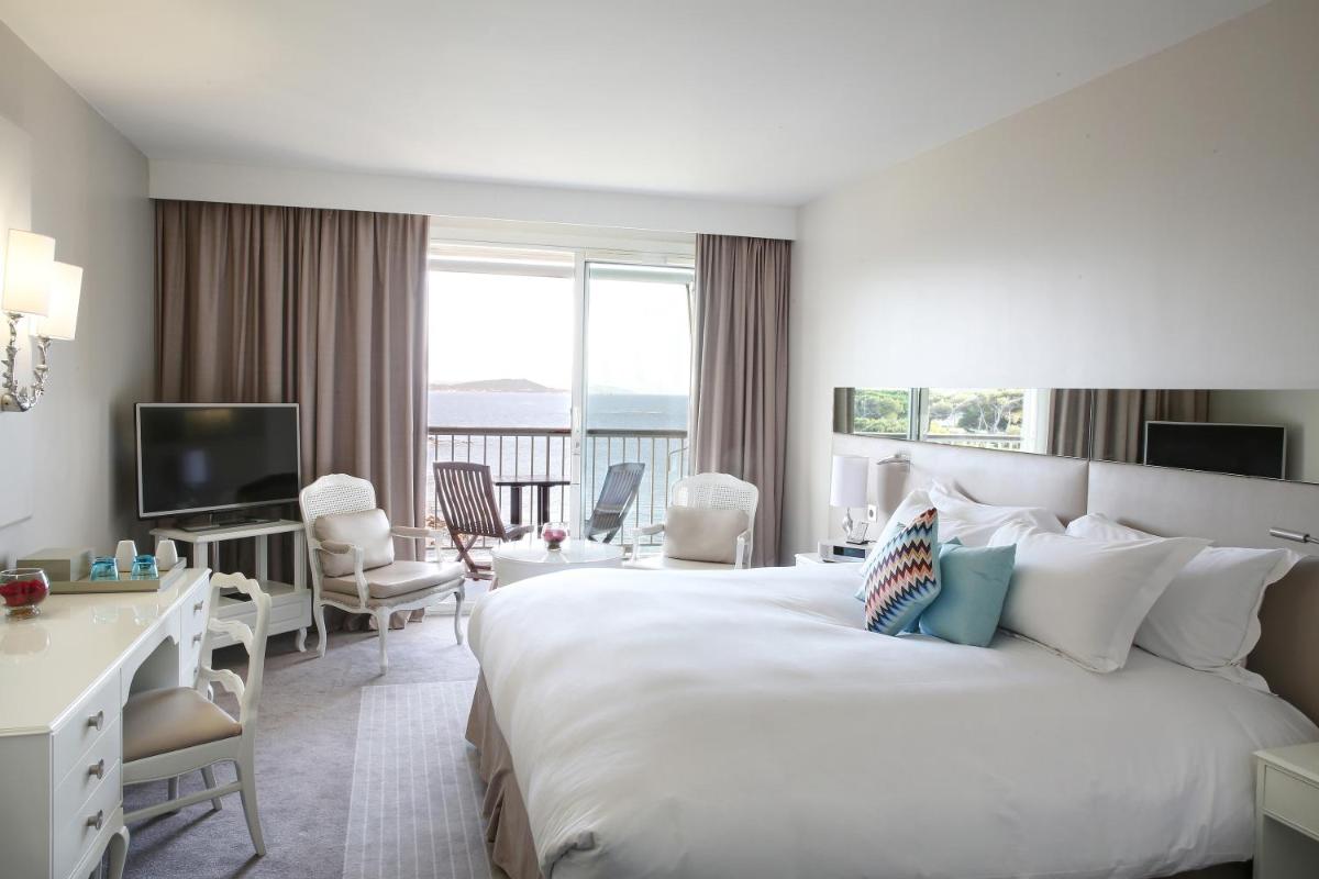 Un ou plusieurs lits dans un hébergement de l'établissement Sofitel Golfe d'Ajaccio Thalassa Sea & Spa