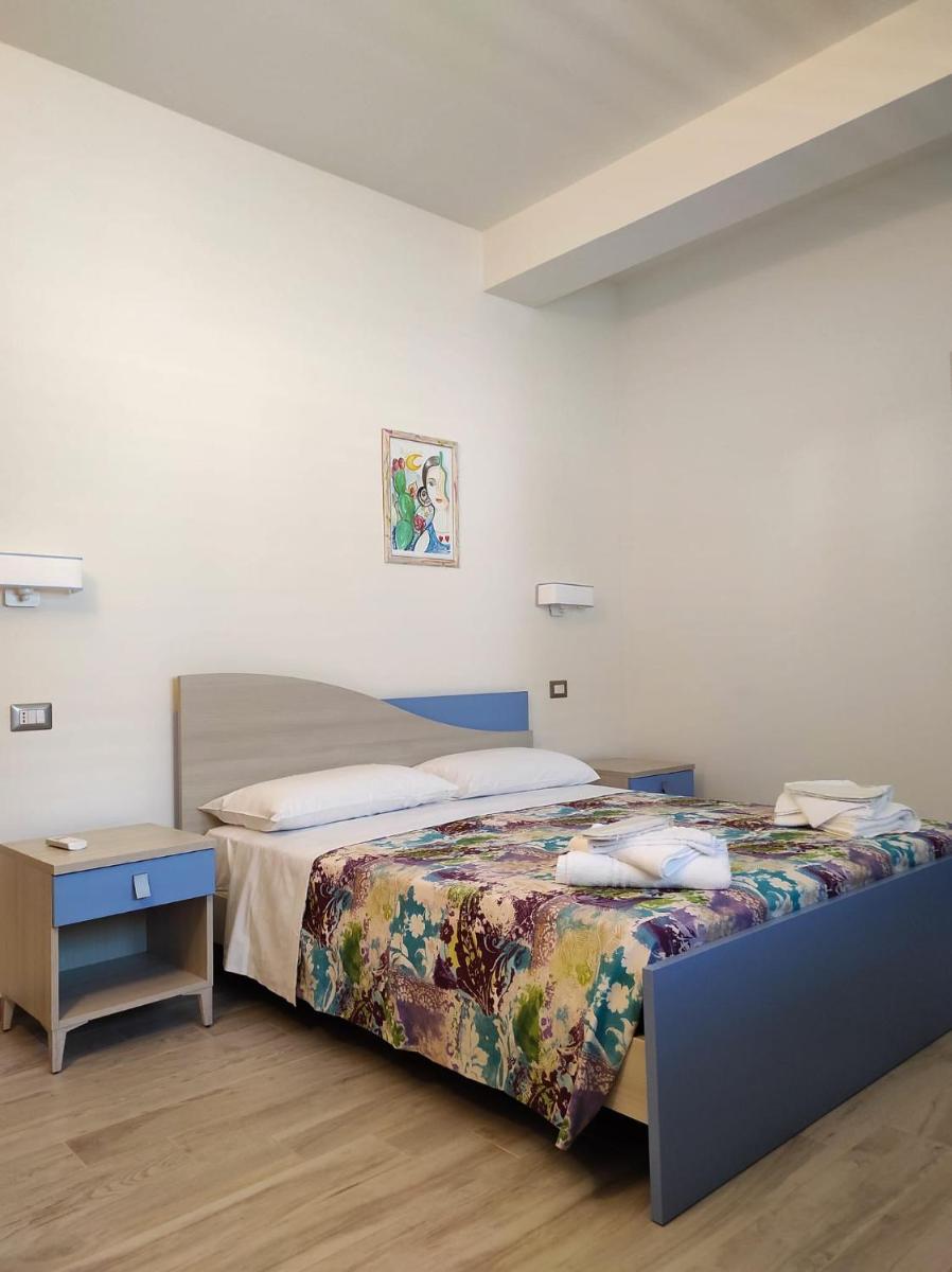 Il Negramaro - Housity