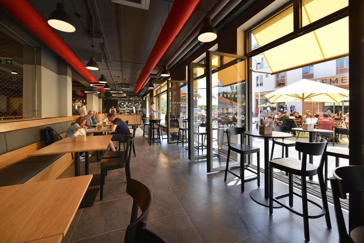 Hotel Element - Housity