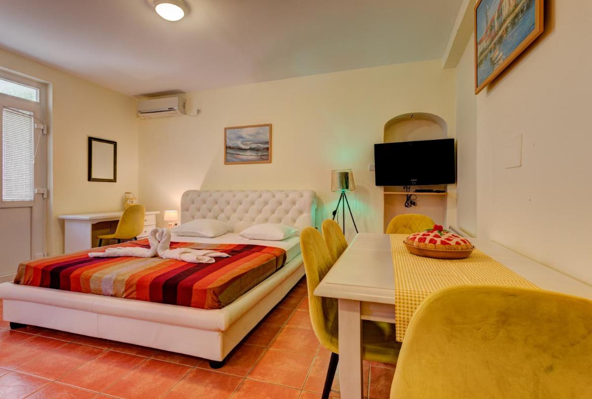 Splendid Apartments - Hizvo