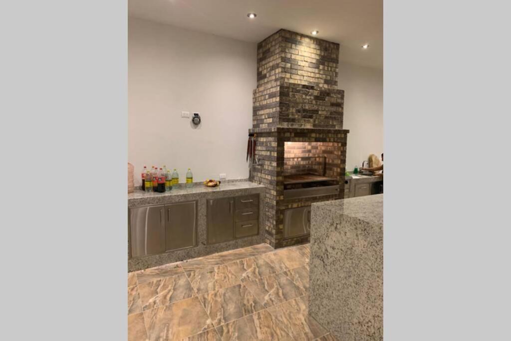 Casa de Campo Quinta los Adobes - Housity