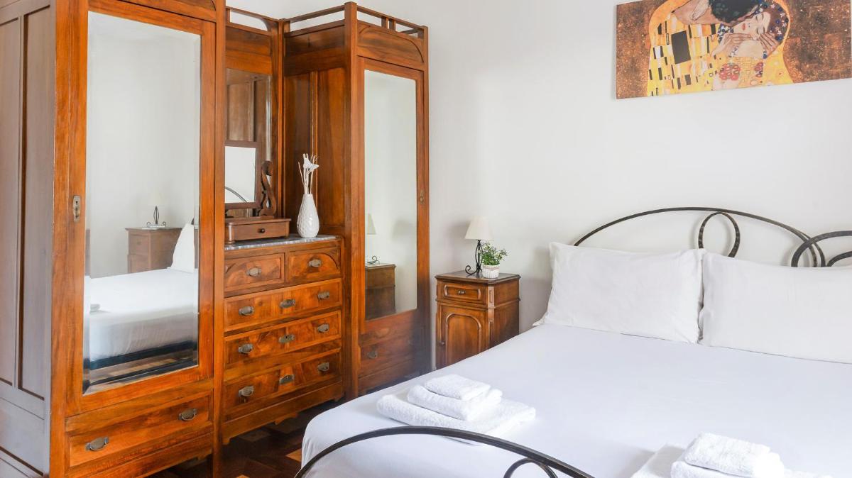 Welcomely - Bed and Dream - Housity