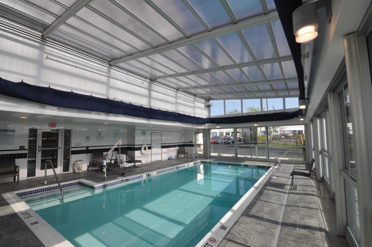 Holiday Inn Express Milford by IHG - Housity