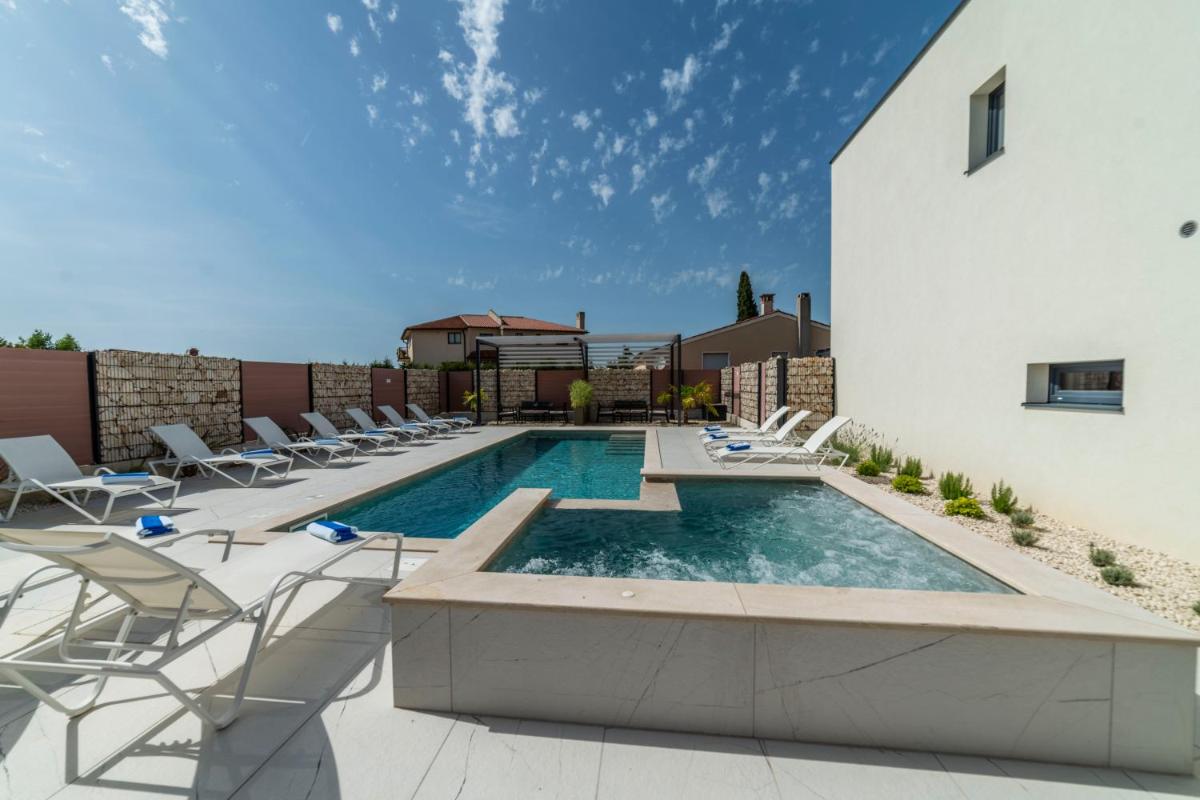 PINNA RESIDENCE - PINNA - Housity