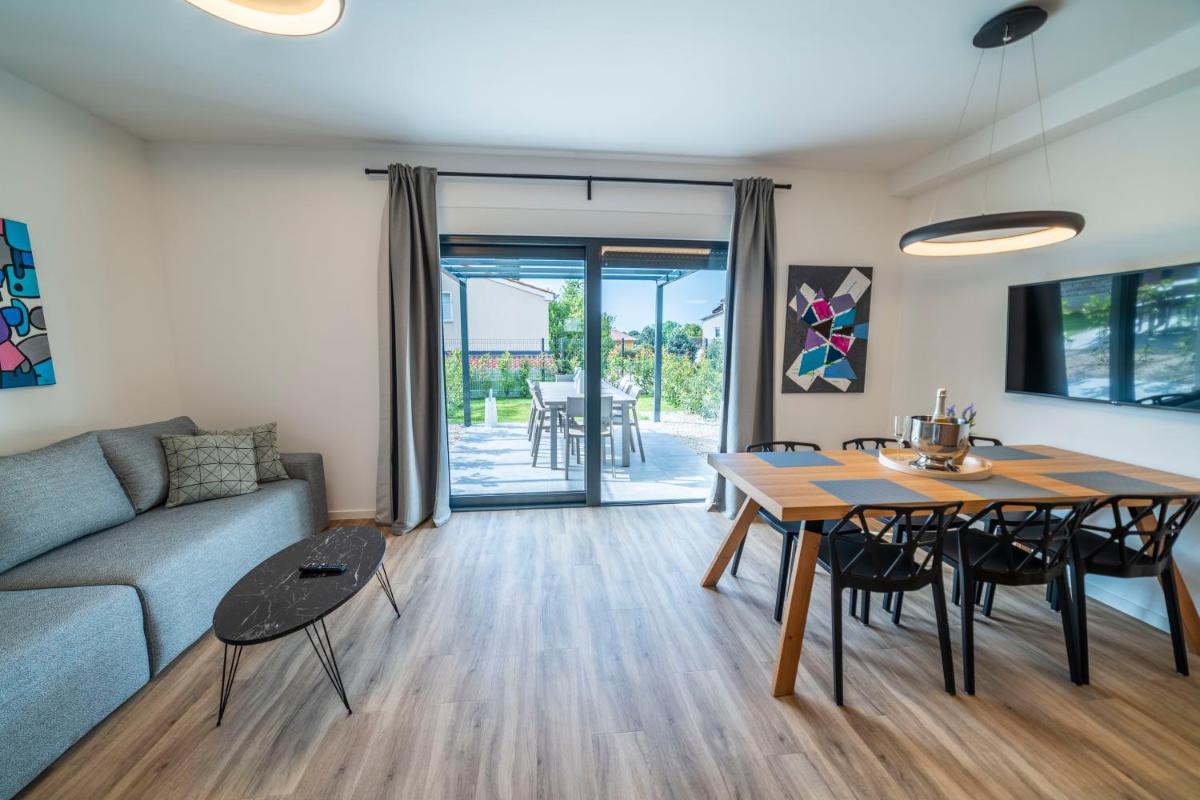 PINNA RESIDENCE - PINNA - Housity